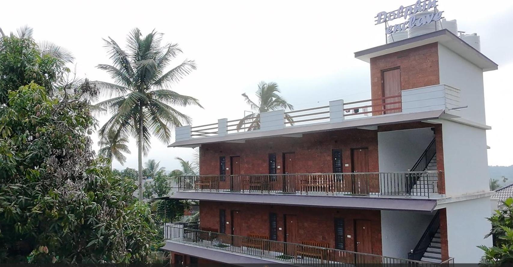 Dolphin Enclave Service Studio Apartments Kalpetta Exterior photo
